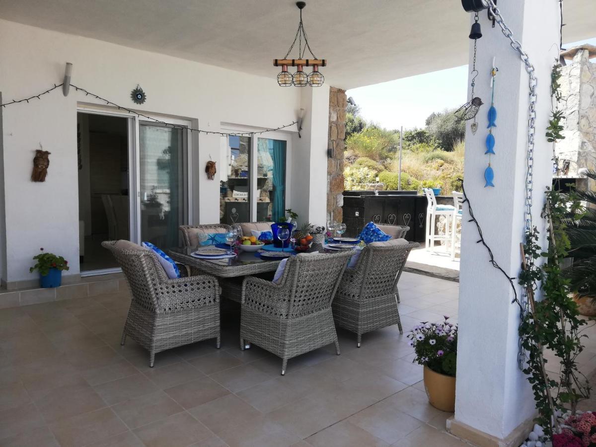 Villa Priene - Gumusluk Private Pool Exterior photo